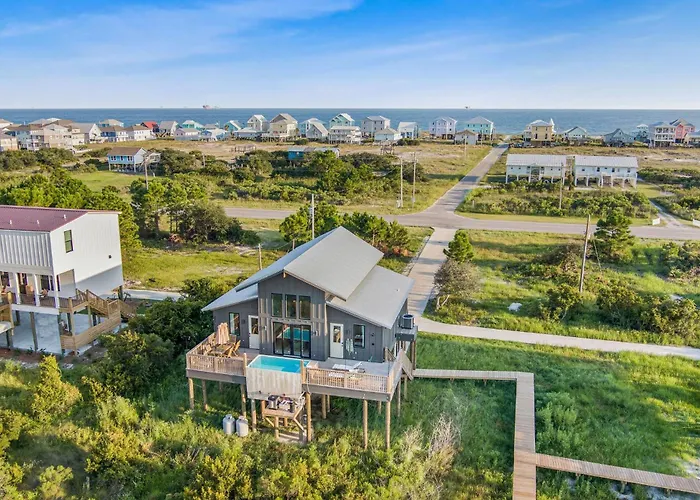 Peaceful 4br*private Pool*3-5 Min Walk To Beach! Holiday home Gulf Shores